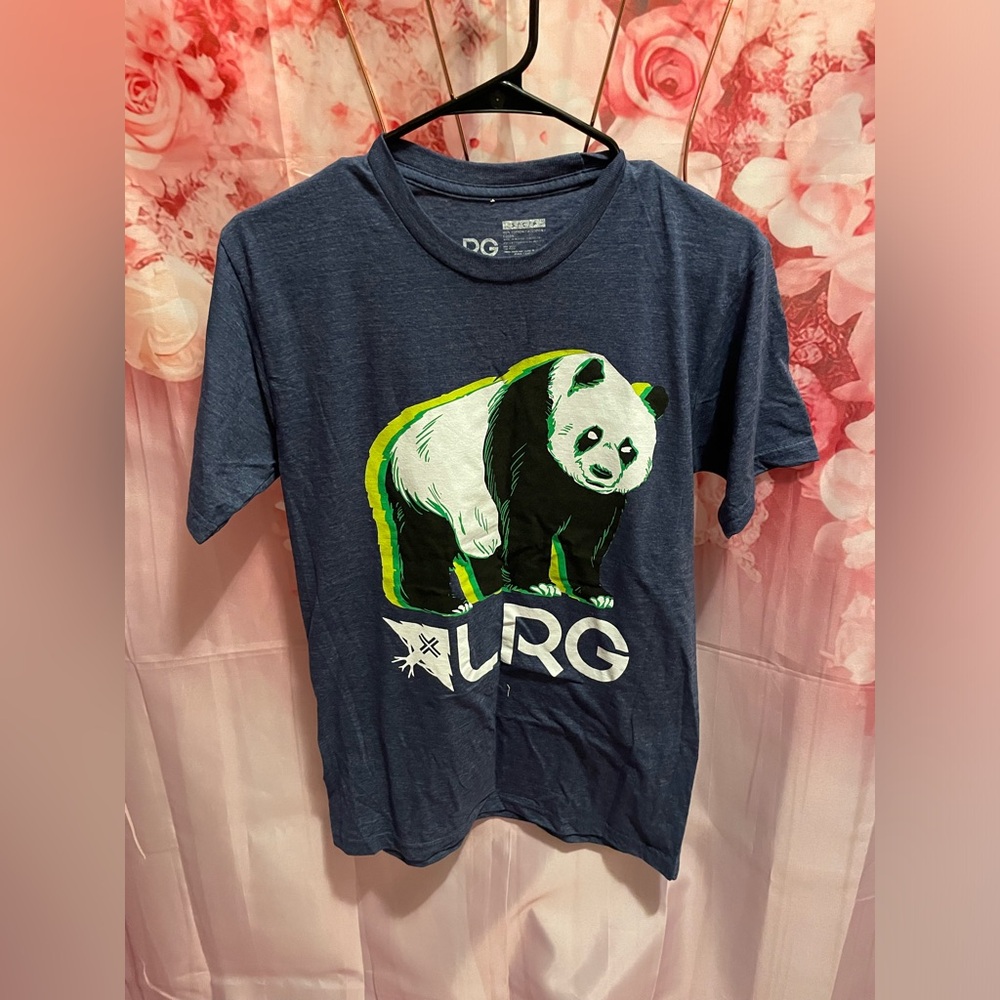 Graphic tee